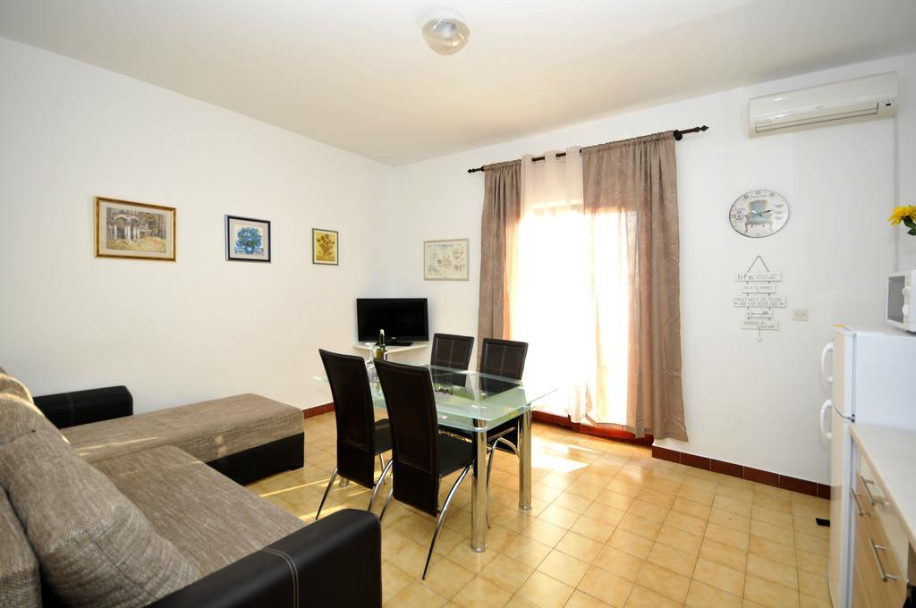 Apartments Martin & Marija Lokva Rogoznica Luaran gambar